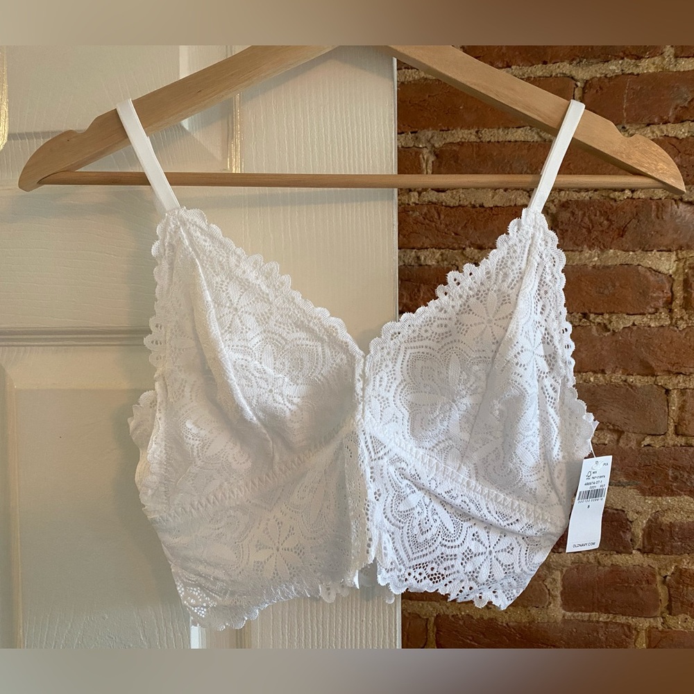 Old Navy Lace Longline Bralette - New With Tags